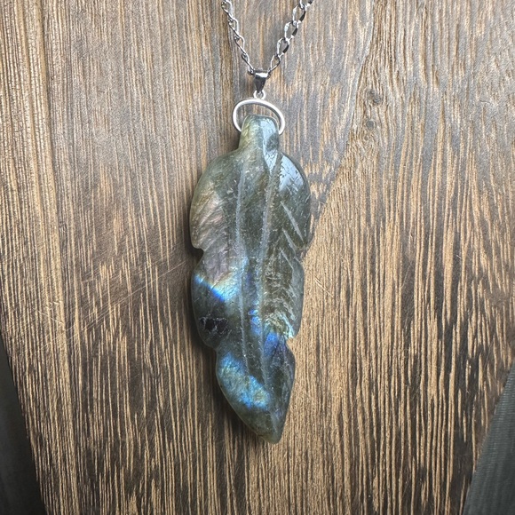 Jewelry - Long Rainbow Flash Labradorite Leaf Pendant Necklace on Stainless Steel Chain